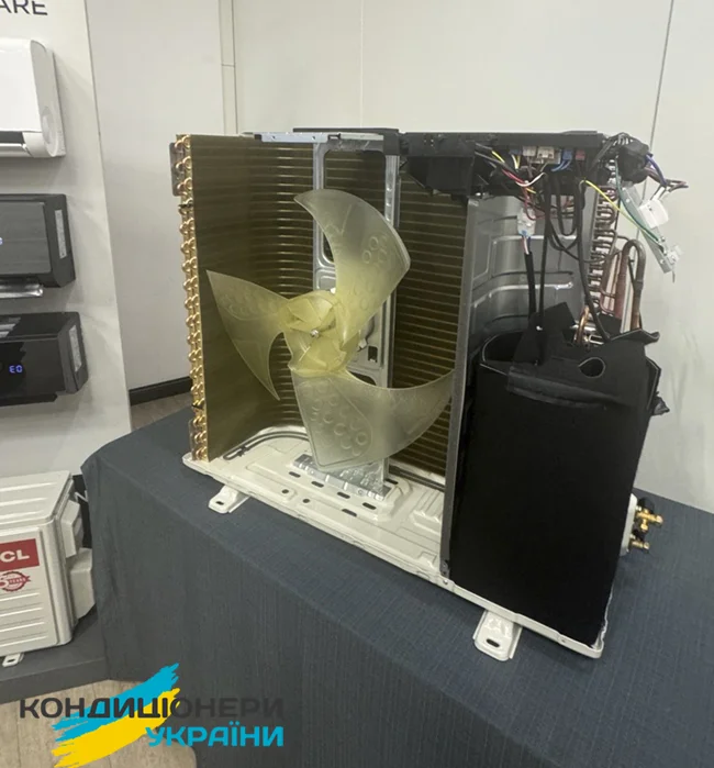 Разобранный наружный блок TCL фото 13