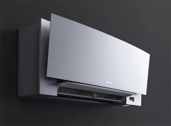 Daikin Emura Silver в интерьере фото 1