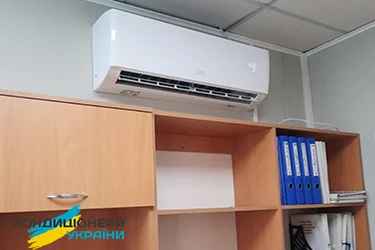 ➤ Наши работы ≋ Офисная пристройка: Установка кондиционера в помещении бухгалтерии в Черкассах фото