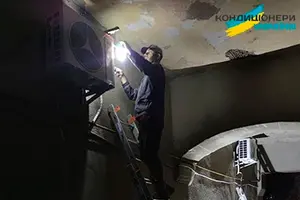 ➤ Наші роботи ≋ Багатоповерховий житловий будинок: Встановлення кондиціонерів у Мукачеві - Фото 1
